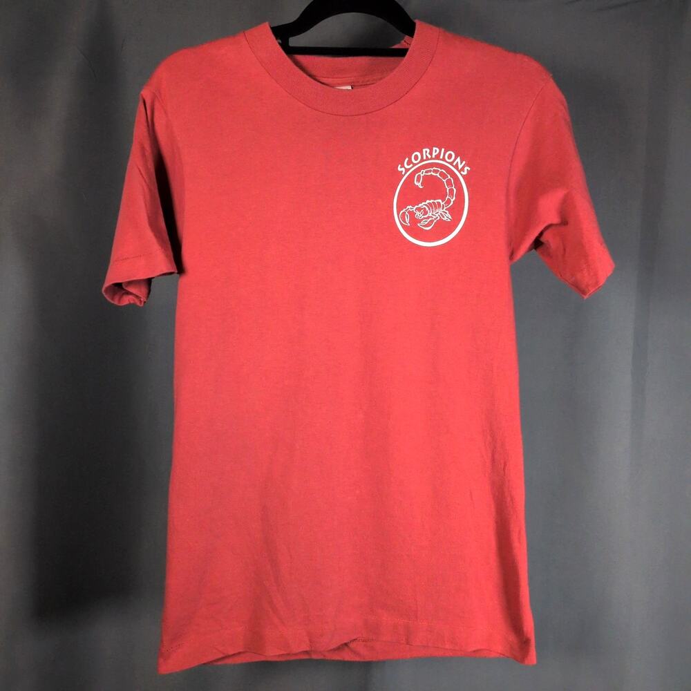 Vintage 90s Fruit of the Loom Single Stitch T-Shirt Short Sleeve Scorpions Small